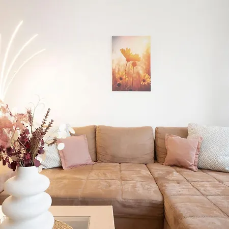 Am Schoener Ostseeblick *